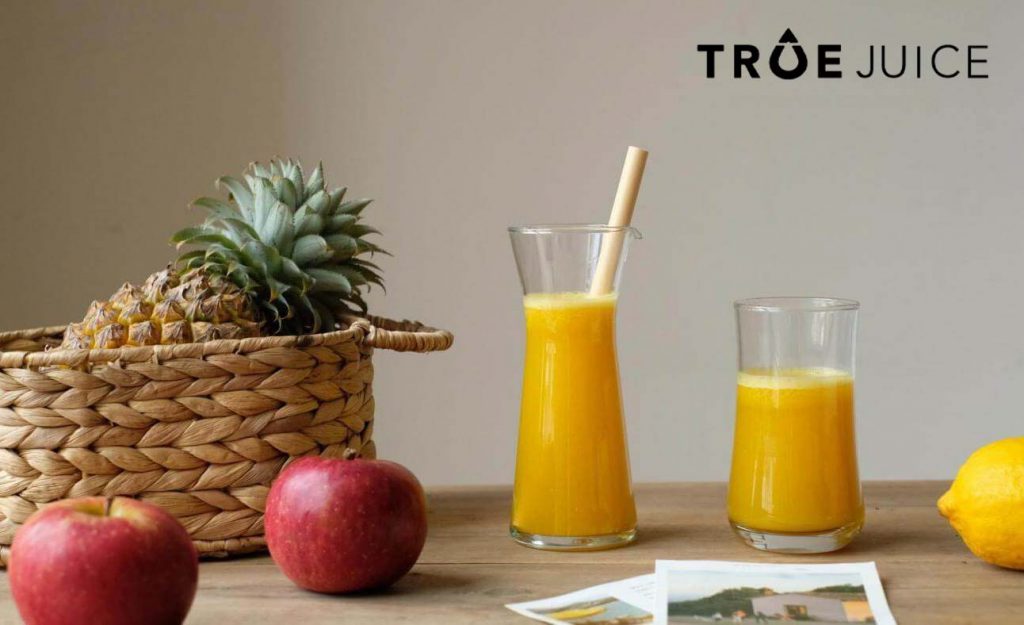 nuoc-ep-dua-tao-cho-nguoi-huyet-ap-thap-truejuice