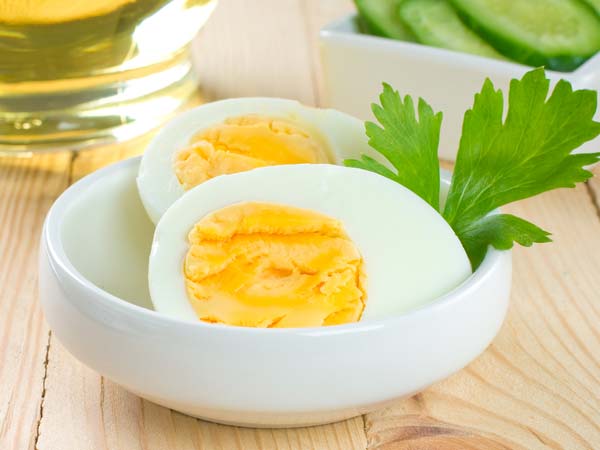 an-trung-vao-bua-sang-truejuice