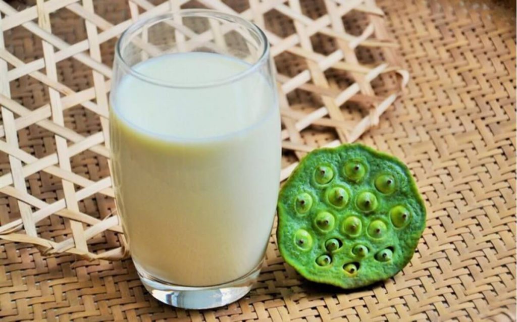 sua-hat-giam-can-tu-hat-sen-truejuice (1)