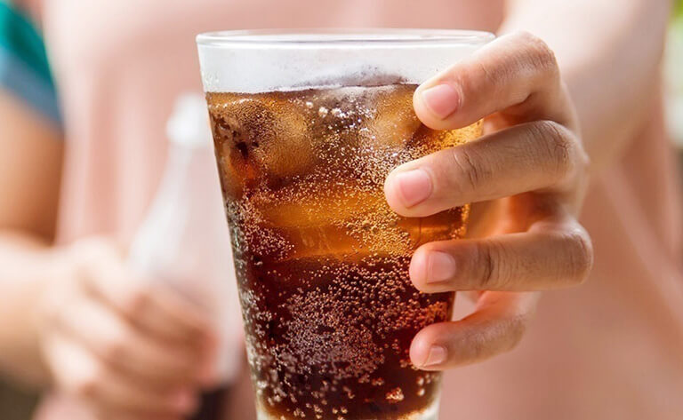 Han-che-uong-nuoc-ngot-truejuice (1)
